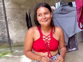 acaso no es justo que te de dinero por venir vecino?