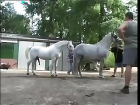 be advantageous to age movie